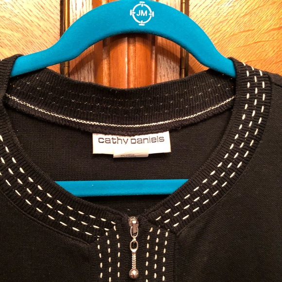 Sweater - Picture 2 of 5